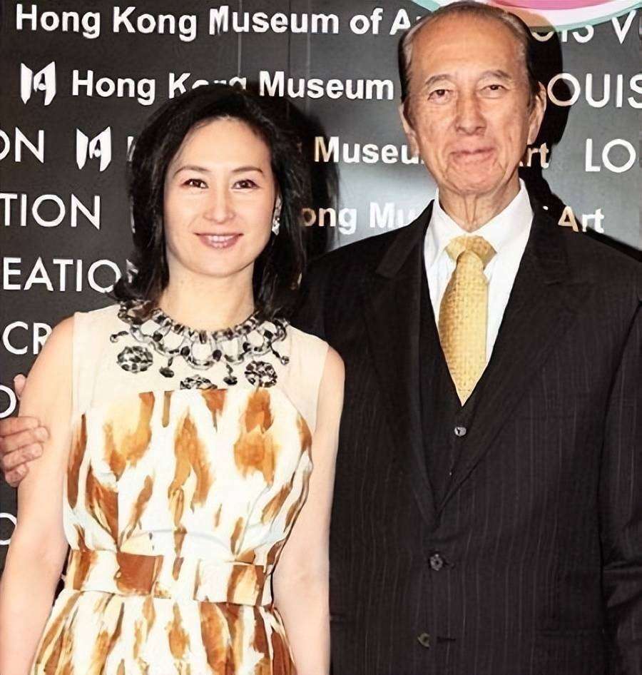 赌王长女何超琼忍无可忍，直接起诉！原因曝光，不是豪门恩怨